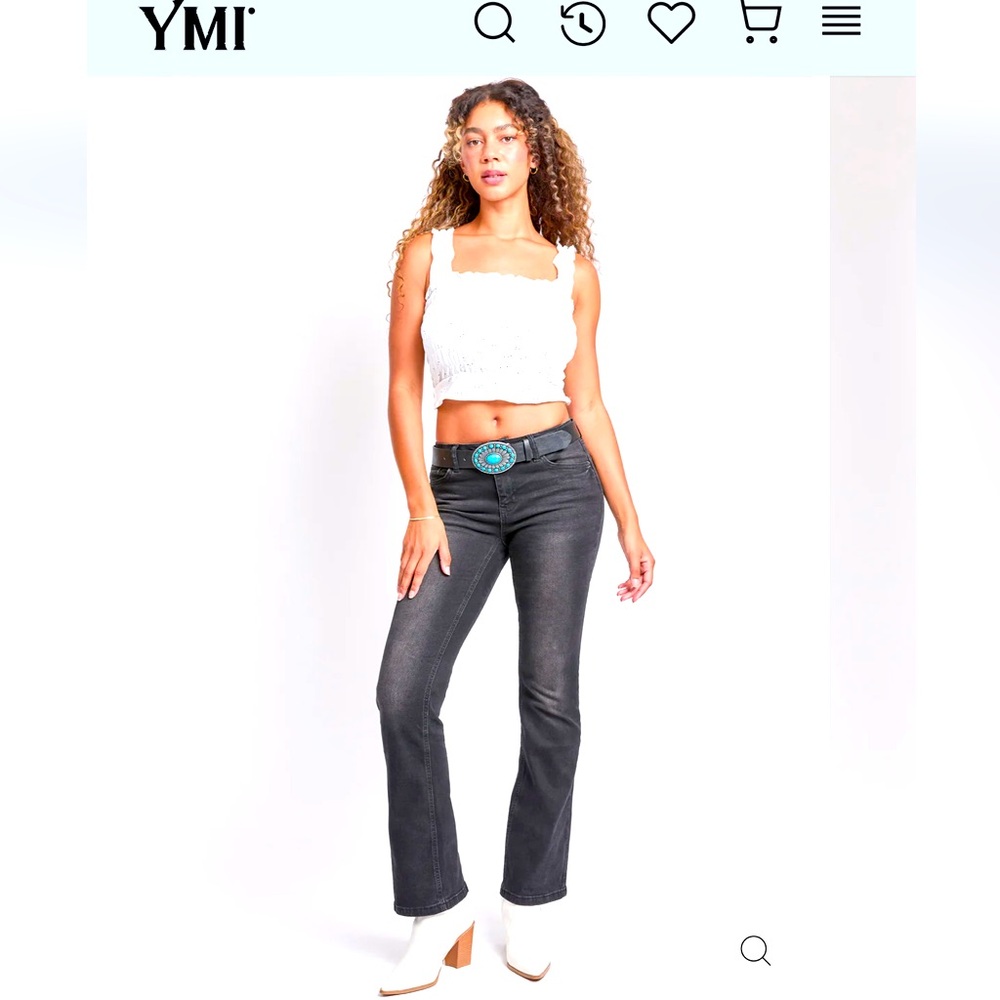 NWT! Junior Women’s YMI Bootcut Midrise Black Jeans with Turquoise Belt Size 11